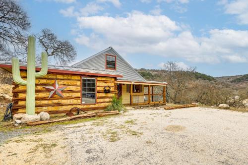 Tarpley House | Fire Pit, Views Peaceful Texas Hill Country Cabin