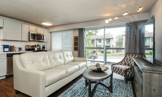 West Plaza Condo | First Floor with 2 King Bedrooms