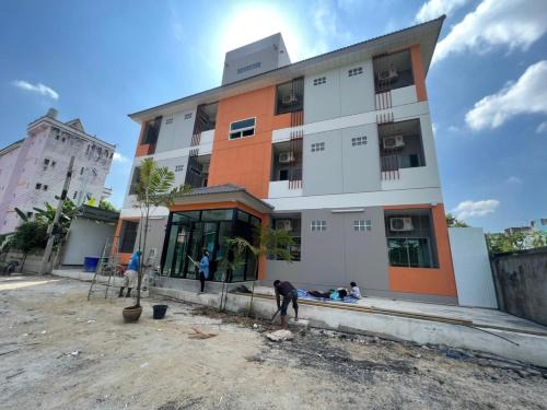 Nong Khaem Apartment | Firstbuild Apartment (เฟิร์สบิวท์อพาร์ทเม้น)