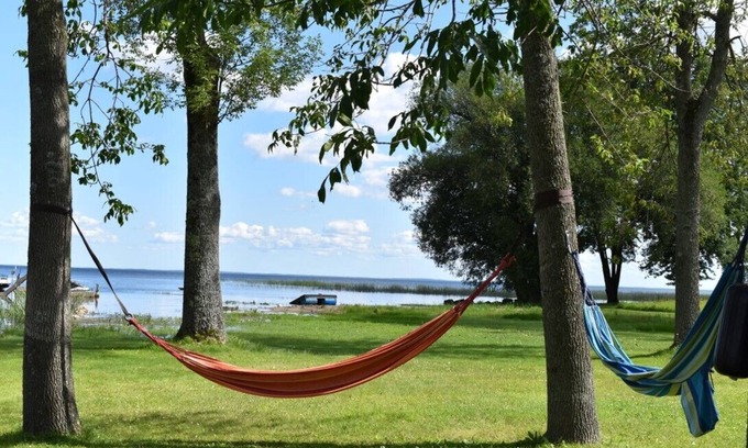 Oconto House | Fish Inn On The Bay - 4 Season Rental with Private Boat Launch