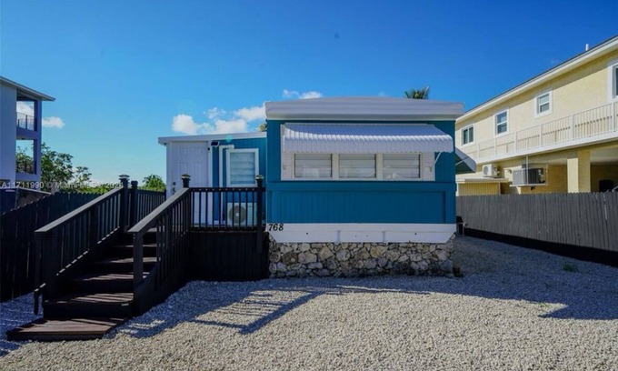 Twin Lakes House | "Fisherman's Dream: 3BR Key Largo Rental with Lagoon & Bay Access"