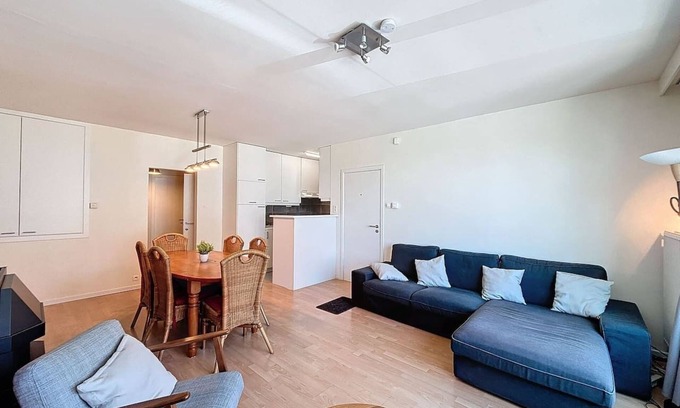 Oostduinkerke-Bad Apartment | Flat Blightbankhelling