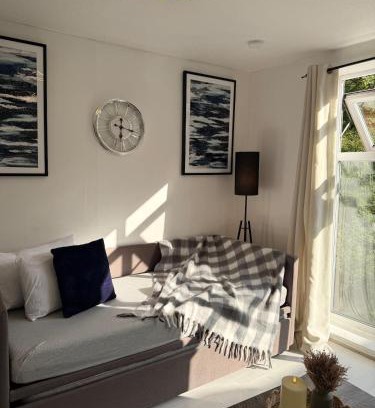 Manchester Apartment | Flat in Manchester - Dudley's Dove