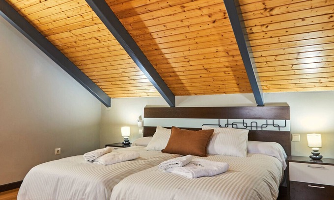 Prado Sancho Apartment | Flat with terrace in the heart of Ávila