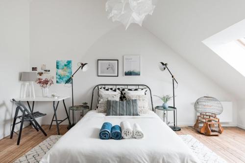 Halle Villa | Flemishome, The Retreat For Family And Friends