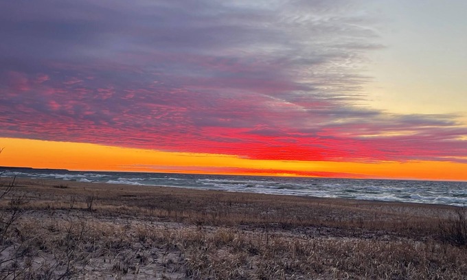 Grand Marais Hotel | Fletchys Pictured Rocks Resort