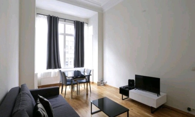 Seine-et-Marne House | Floor House in domain