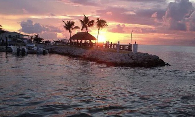 Layton House | Florida Keys Bayside with Beautiful Sunset Water View