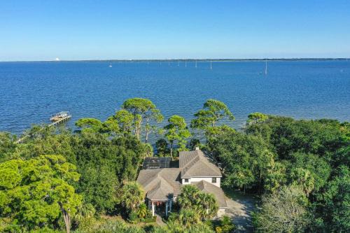 Port Saint John House | Florida Space Coast Waterfront Retreat