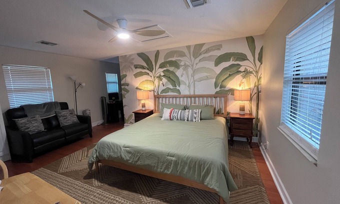 Wellington Apartment | Florida-Themed studio Apartment in Wellington