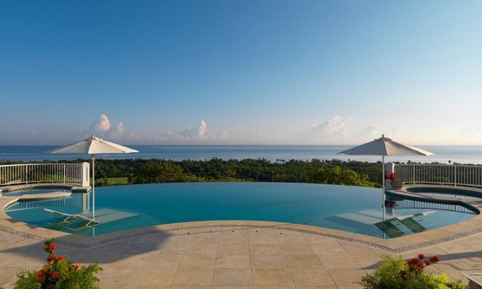 Montego Bay Villa | Flower Hill - 6 Bedrooms - Sea Views