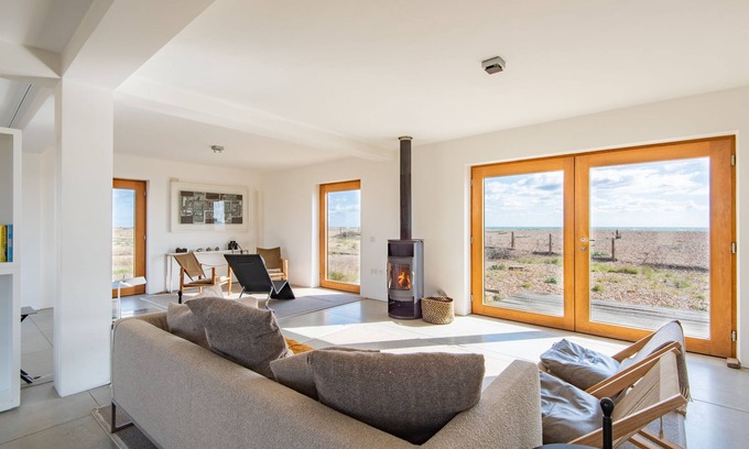 Dungeness House | Fog Signal Building, Dungeness by Bloom Stays - sleeps 2
