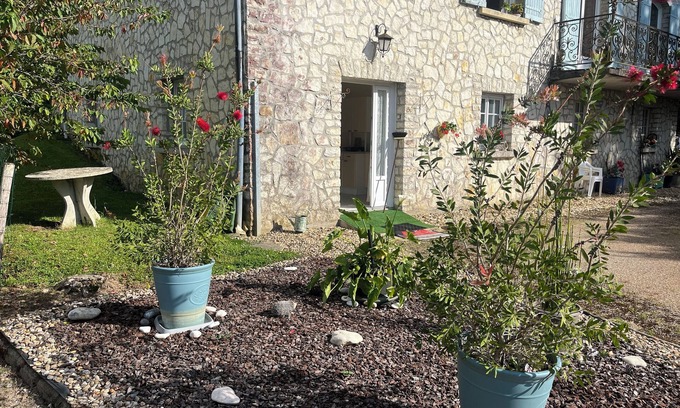 Tocane-Saint-Apre Apartment | For rent Apartment Tocane Saint Apre