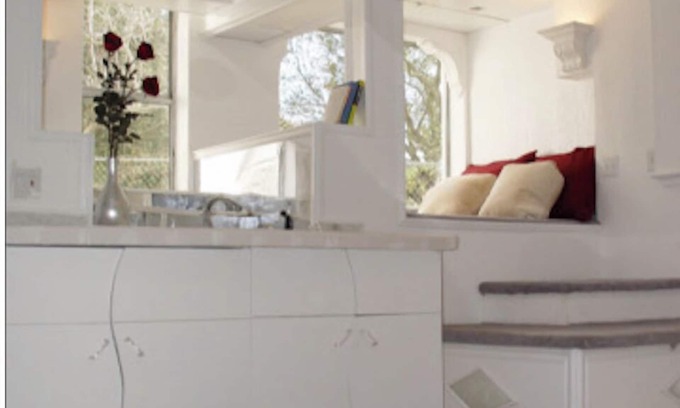 Mill Valley House | FOR ROMANTICS AND ARTISTS! So peaceful at night, you can hear the stars!