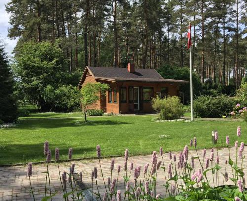 Jurmala House | Forest house with outdoor hot tub