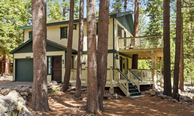 Carnelian Bay Cabin | Forest Retreat - Hot Tub, Close to Lake