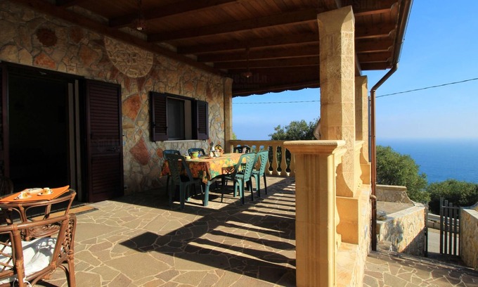 Gagliano del Capo House | Foresta Forte casa in pietra vicino al Ciolo