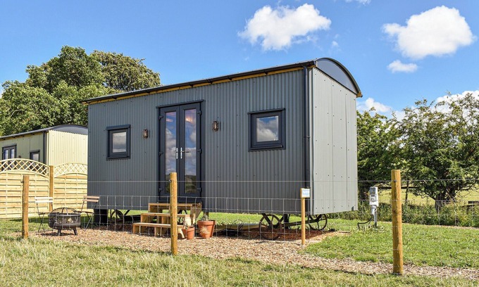 Bradbourne Cottage | Forget-Me-Not - UK37646