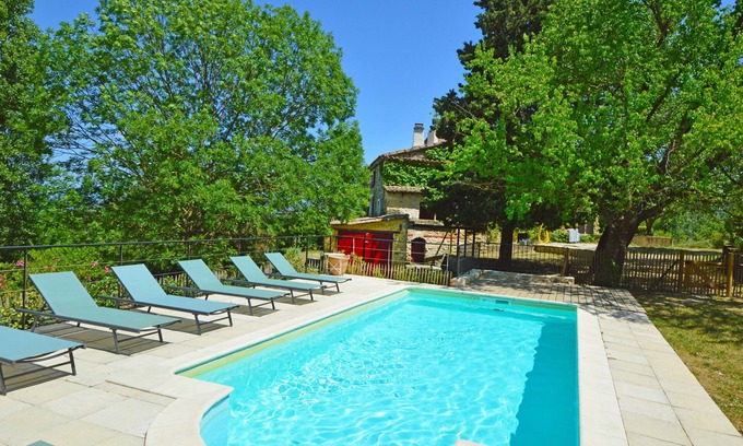 Viviers House | Former Ardèchoise farmhouse 12/14p 6 bdrms Private heated swimming pool not overlooked