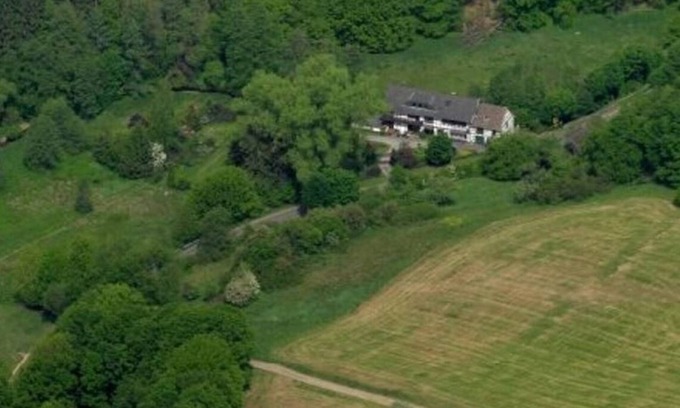 Schladern House | Former. Mill. Vacation home in an idyllic secluded location. Family-friendly, close to nature.