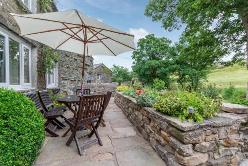 Worton House | Foss Garth Cottage
