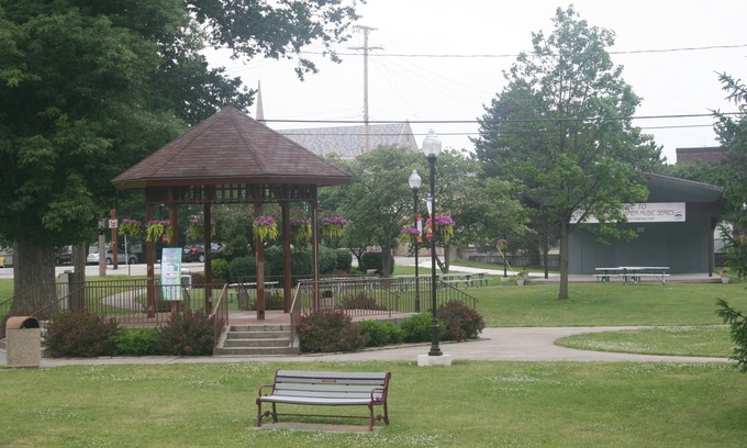 Van Wert Hotel | Fountain Inn
