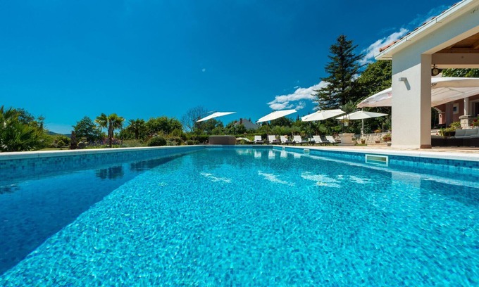 Konavle Villa | Four-Bedroom Villa with Terrace and Swimming Pool
