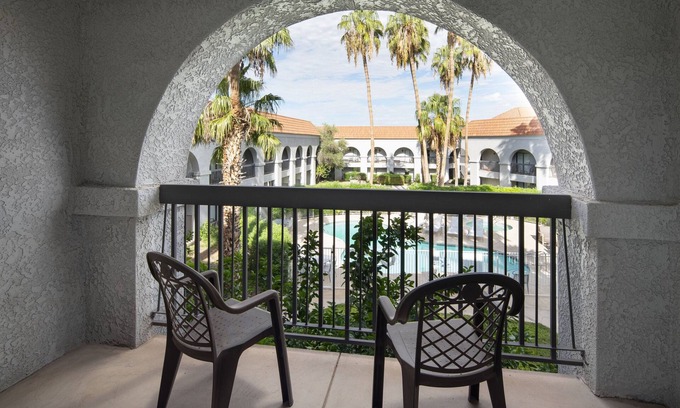 Tucson Hotel | Four Points by Sheraton Tucson Airport