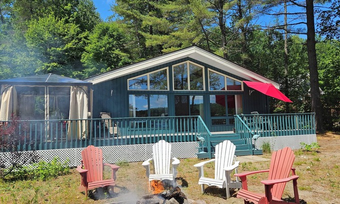 Cayamant Cottage | Four Season Lakehouse with beautiful views and crystal clear water.