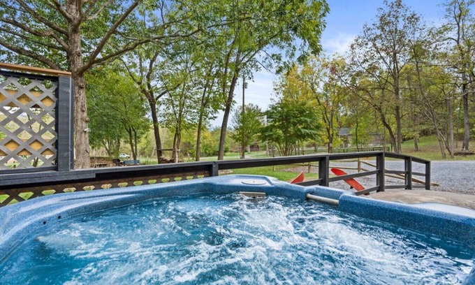 Luray Cabin | Fox Den at Shenandoah River