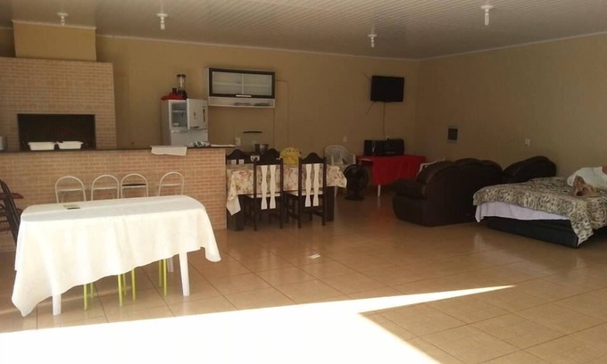 Foz do Iguacu House | Foz do Iguaçu season near the Cataratas Shoping, a very centralized location