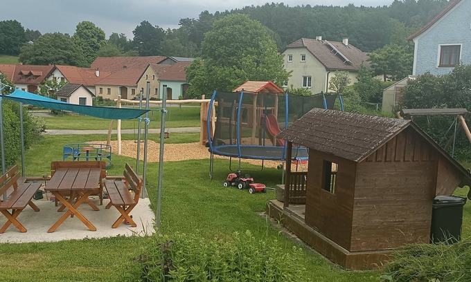 Unserfrau-Altweitra Bed & Breakfast | Frühstückspension Alte Volksschule