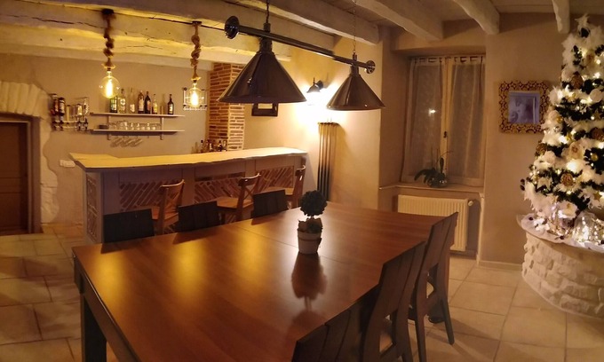 Beaujeu-Saint-Vallier-Pierrejux-et-Quitteur House | Le Domaine des Papillons