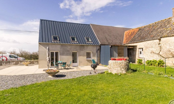 Vierville Cottage | "Maison charmante près d'Utah Beach, 3 chambres, jardin clos, parking et équipements complets inclus"