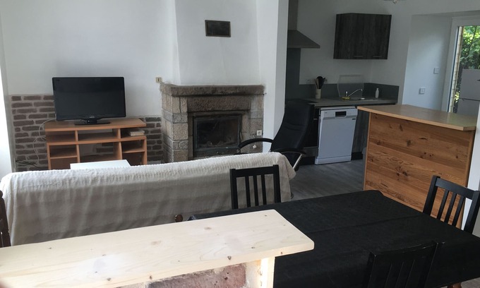 Jugon-les-Lacs-Commune-Nouvelle House | Recently renovated quiet house near hiking trails, fishing...