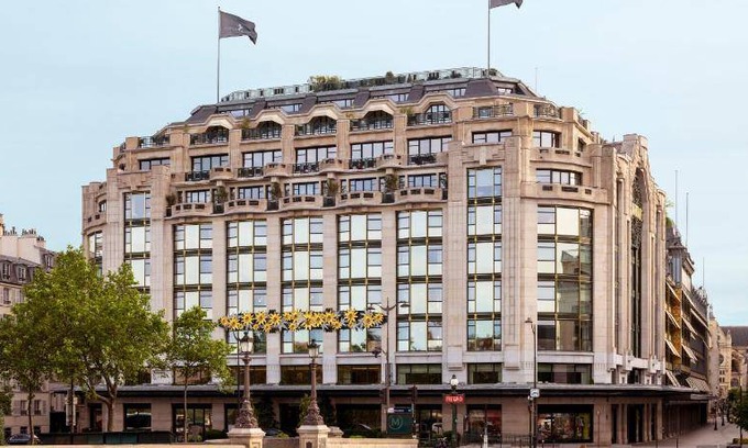 Paris City Center Hotel | 105 m² Hotel ∙ 7 guests