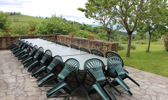 Saint-Quentin-sur-Sauxillanges House | Gite de Groupe * HELIMO Goulapie with view and terrace