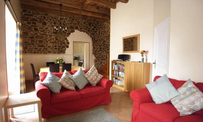 Les Champs-Geraux Cottage | Fraise, family cottage with PRM access
