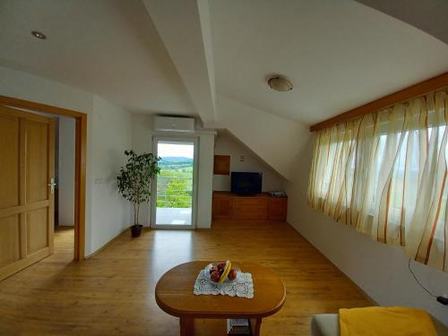 Kalnik Apartment | Franka
