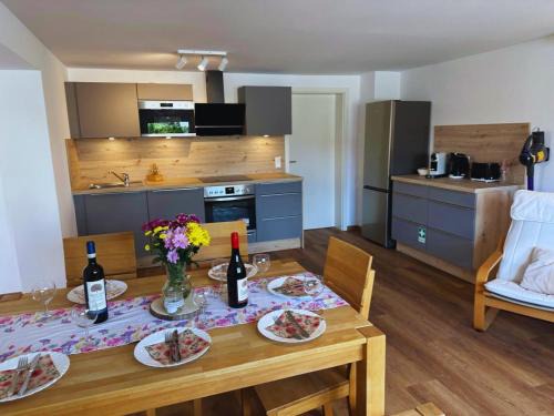 Großhabersdorf Apartment | Frankenherz-Apartments - Premium Wohnung mit Terrasse, nahe Playmobil-Funpark & zur Messe, Self-Check-In