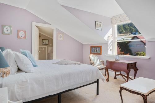 Franklin Bed & Breakfast | Franklin Lodge, Huon Valley, Tasmania, Lavender Room