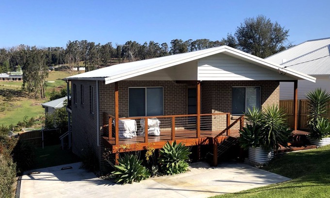 Conjola Park House | Free night on us this Winter at Lake Escape a beautiful spacious home near the lake