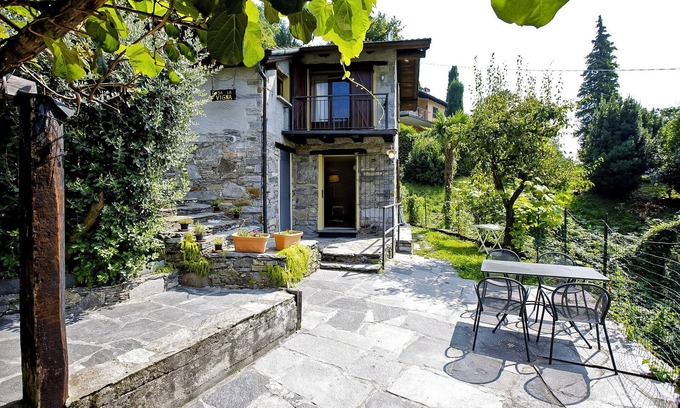 Piancassone House | Freestanding 3-bedroom-rustico with large sun terrace in a unique panoramic position