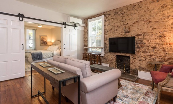 Belmont Apartment | French Cottage Apt | Luxury Extended Stay in Downtown Belmont