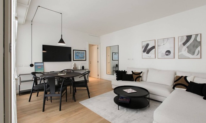 Zona Risorgimento Apartment | Fresh and elegant apartment P.ta Venezia District