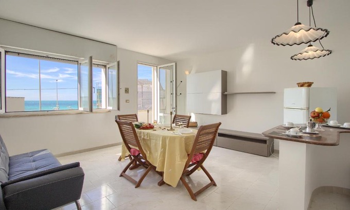 Torre Mozza Apartment | Front Beach Torre Mozza by LoveSud