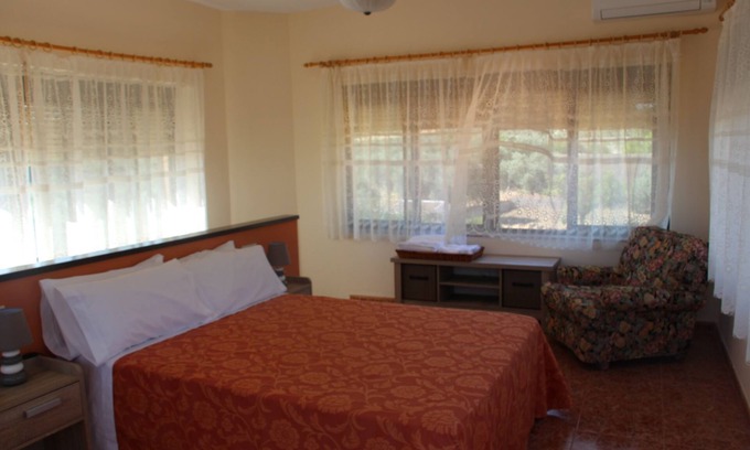 El Cristo del Espiritu Santo Cottage | Full rental of 6 to 15 people.