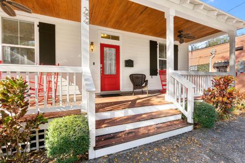 St. Augustine House | Fullerwood Delight- Mins to Beach and Downtown