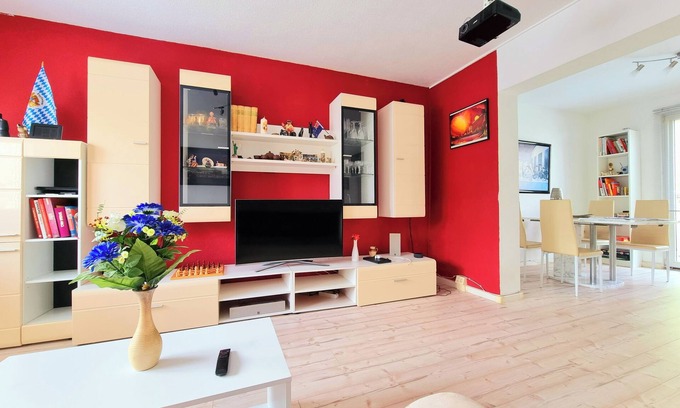 Waltershausen Apartment | Fully equipped vacation apartment with plenty of space, barbecue and garden, centrally located