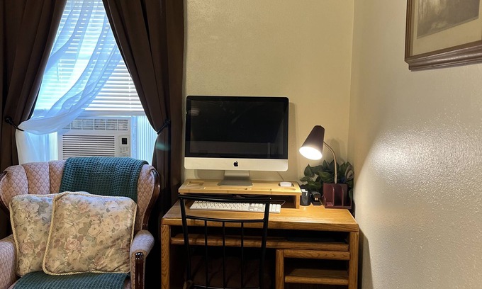 Minot Apartment | Fully-Furnished Entire Apartment at Rear of House